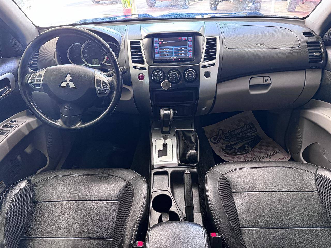 MITSUBISHI PAJERO DAKAR