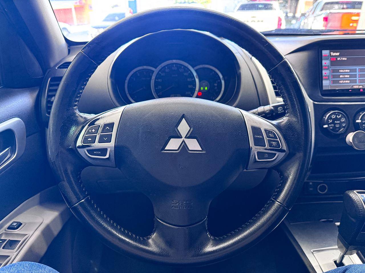 MITSUBISHI PAJERO DAKAR