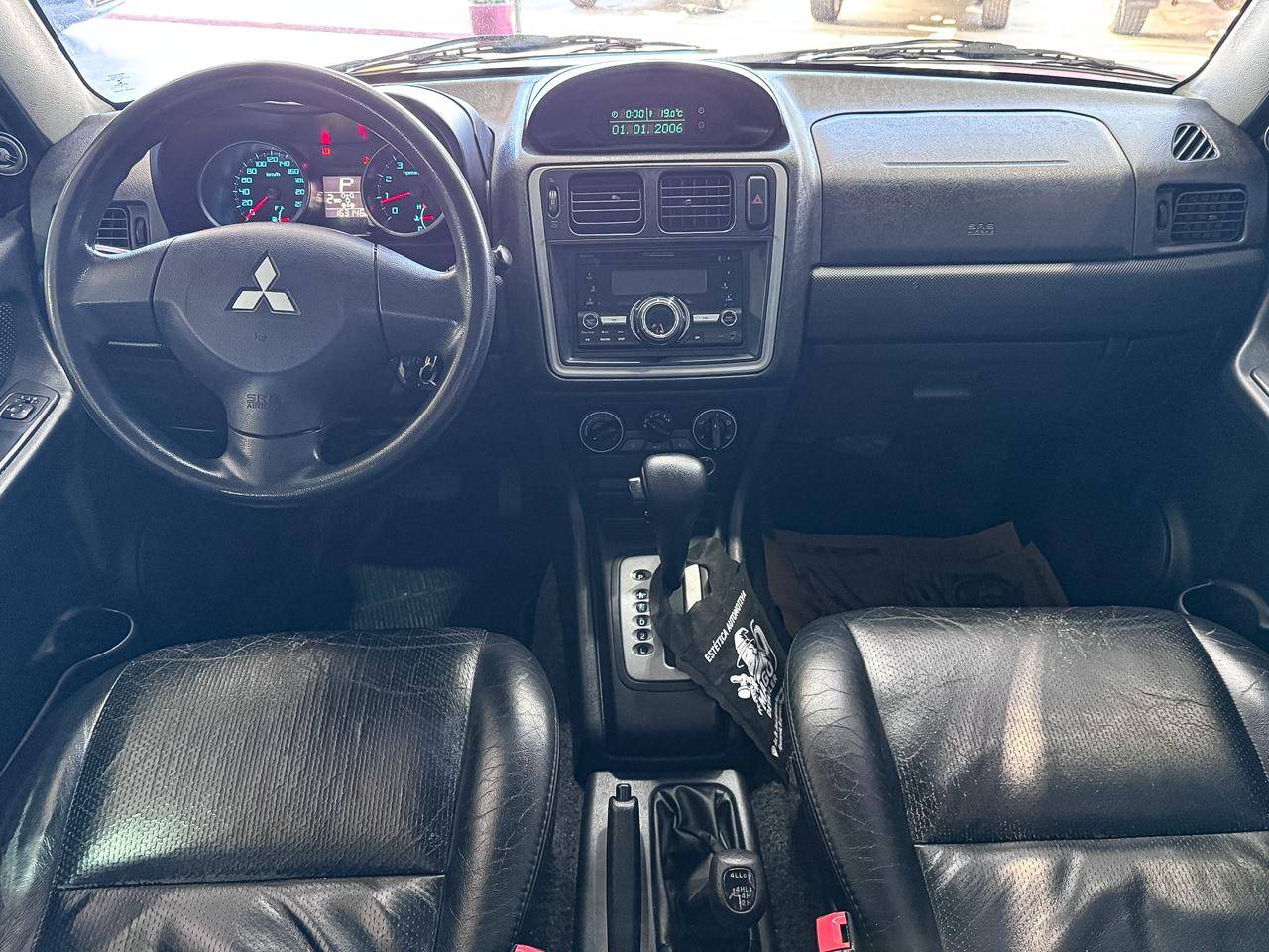 MITSUBISHI PAJERO TR4