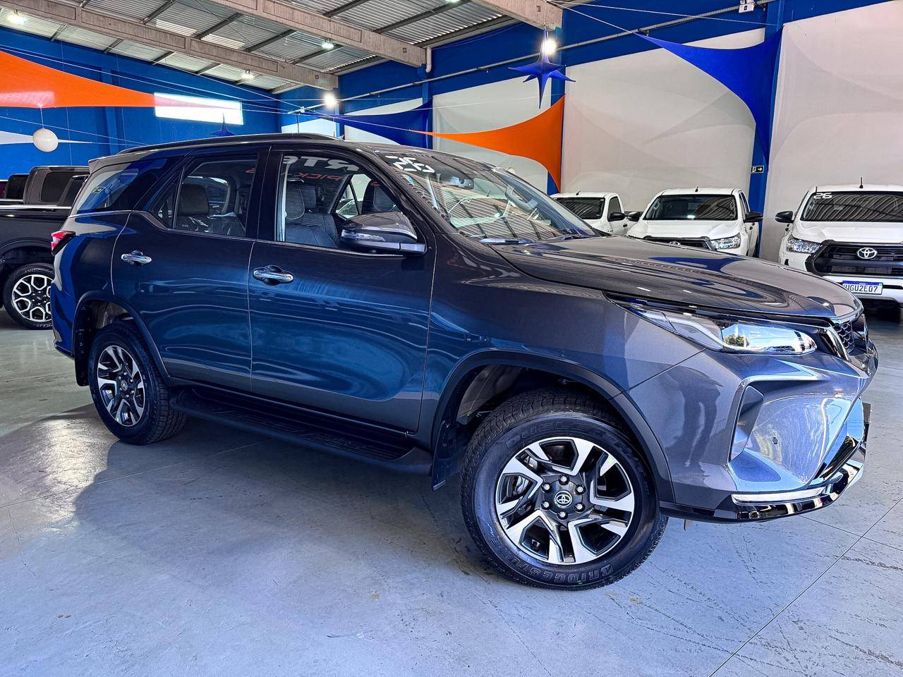 TOYOTA HILUX SW4
