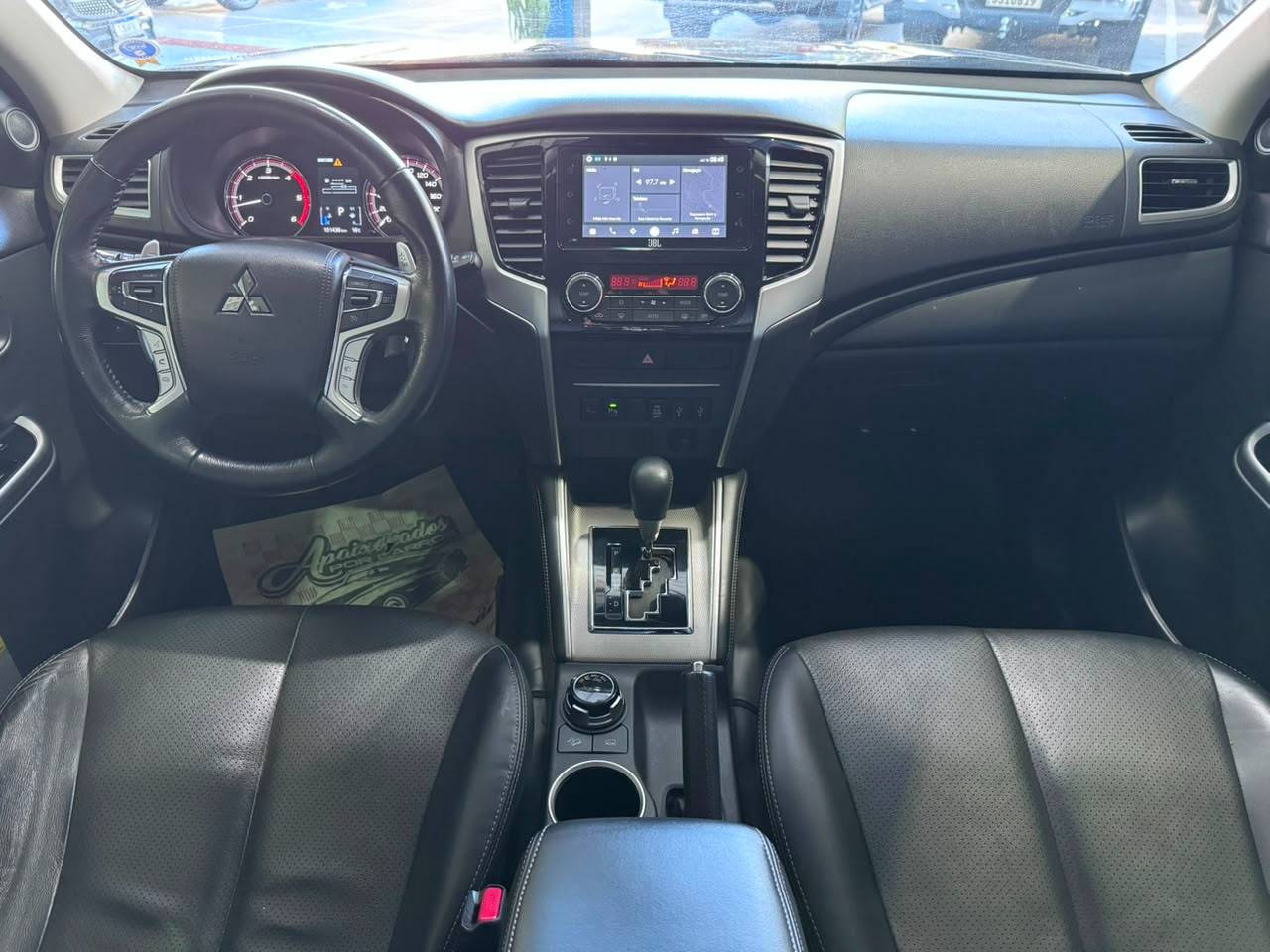 MITSUBISHI L200 TRITON