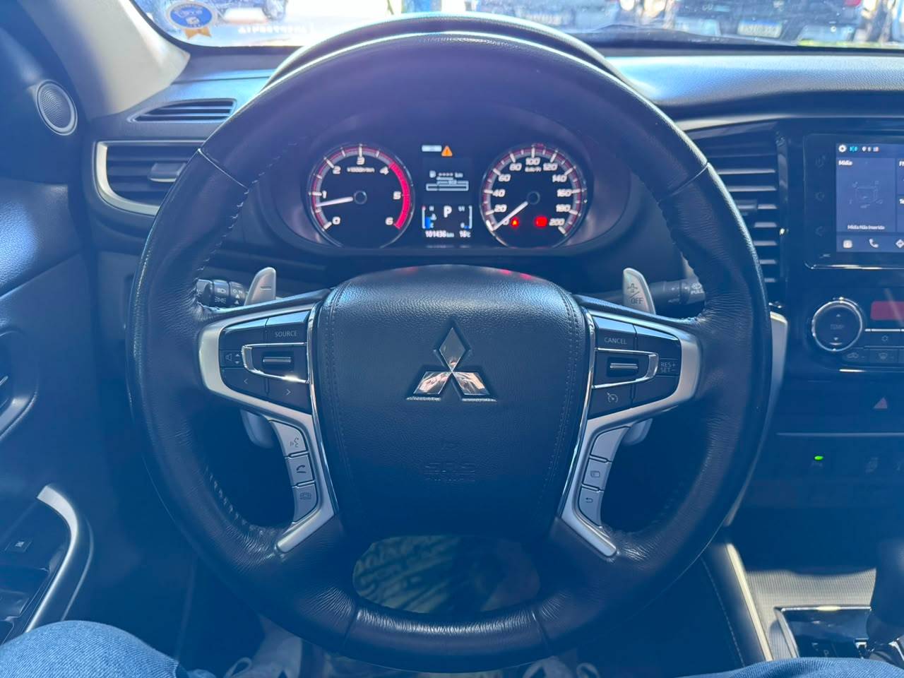 MITSUBISHI L200 TRITON