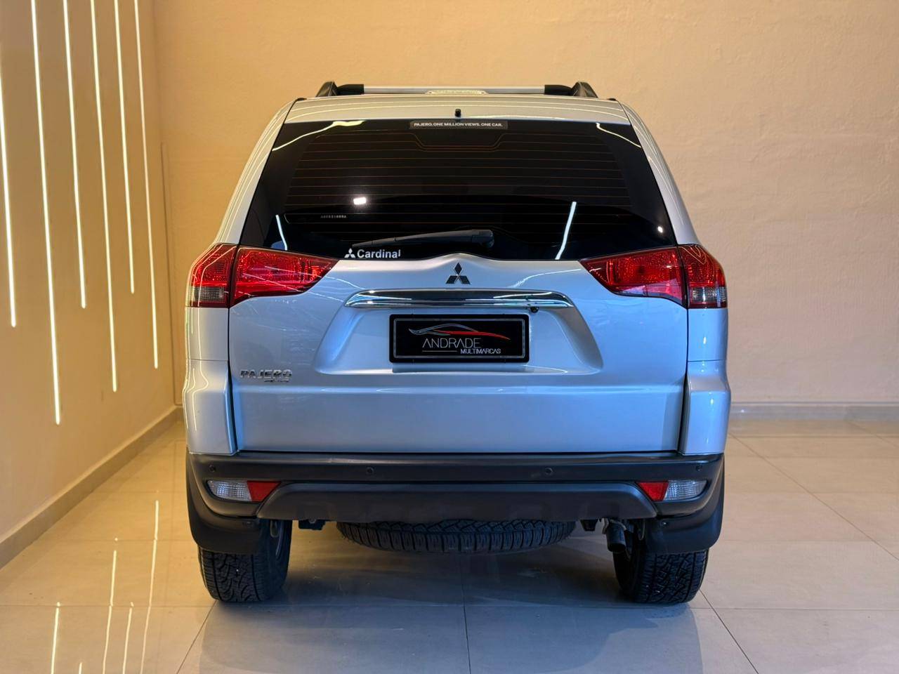 MITSUBISHI PAJERO DAKAR