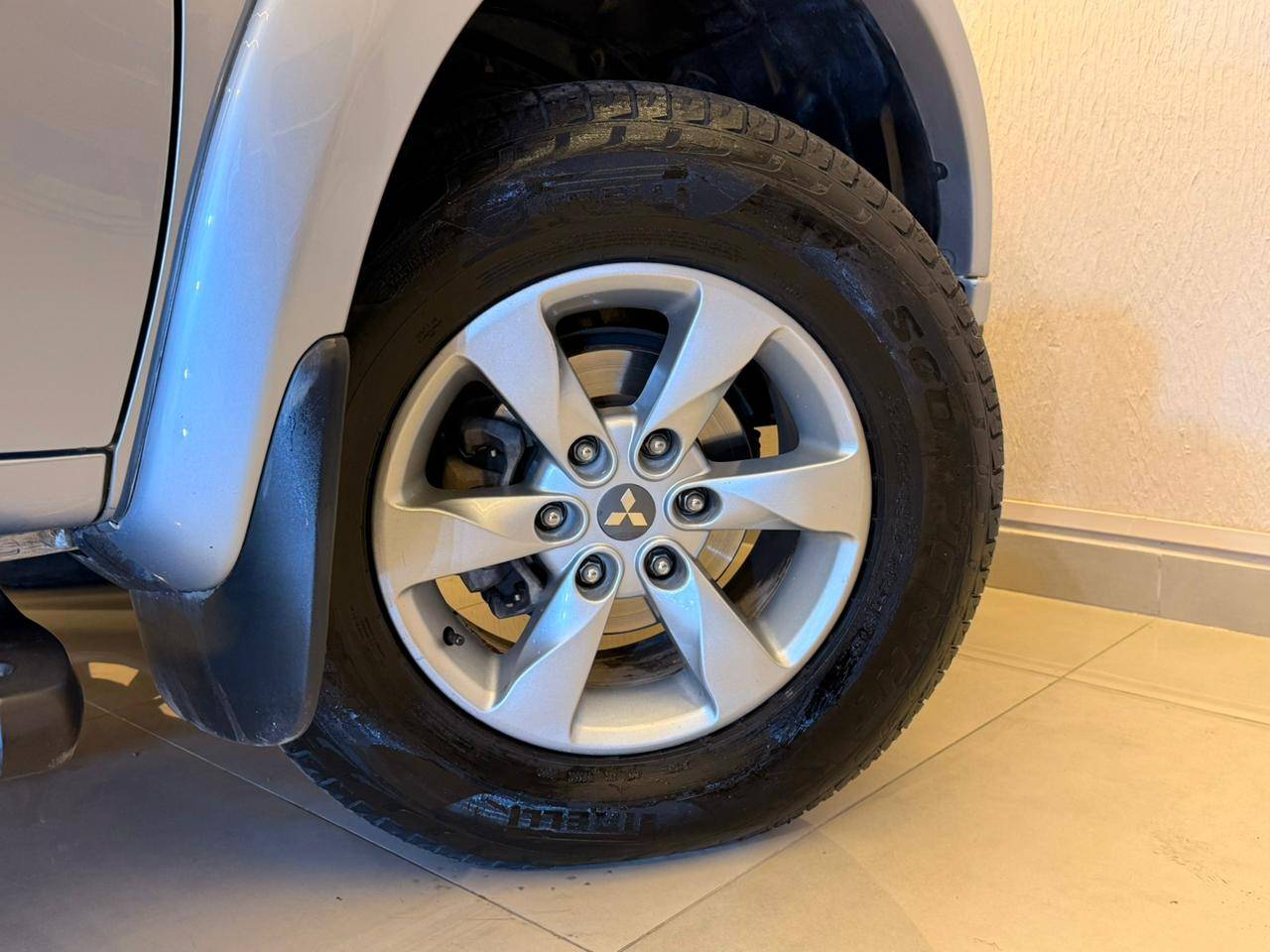 MITSUBISHI PAJERO DAKAR