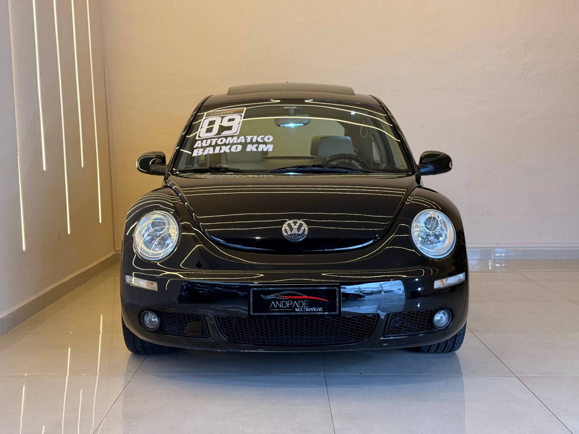 VOLKSWAGEN NEW BEETLE