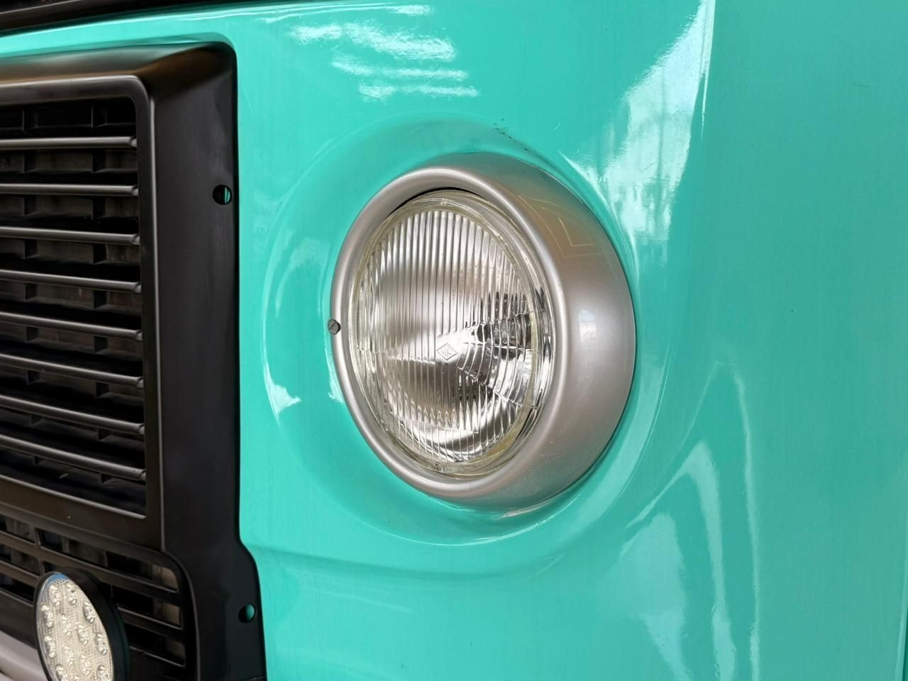 VOLKSWAGEN KOMBI