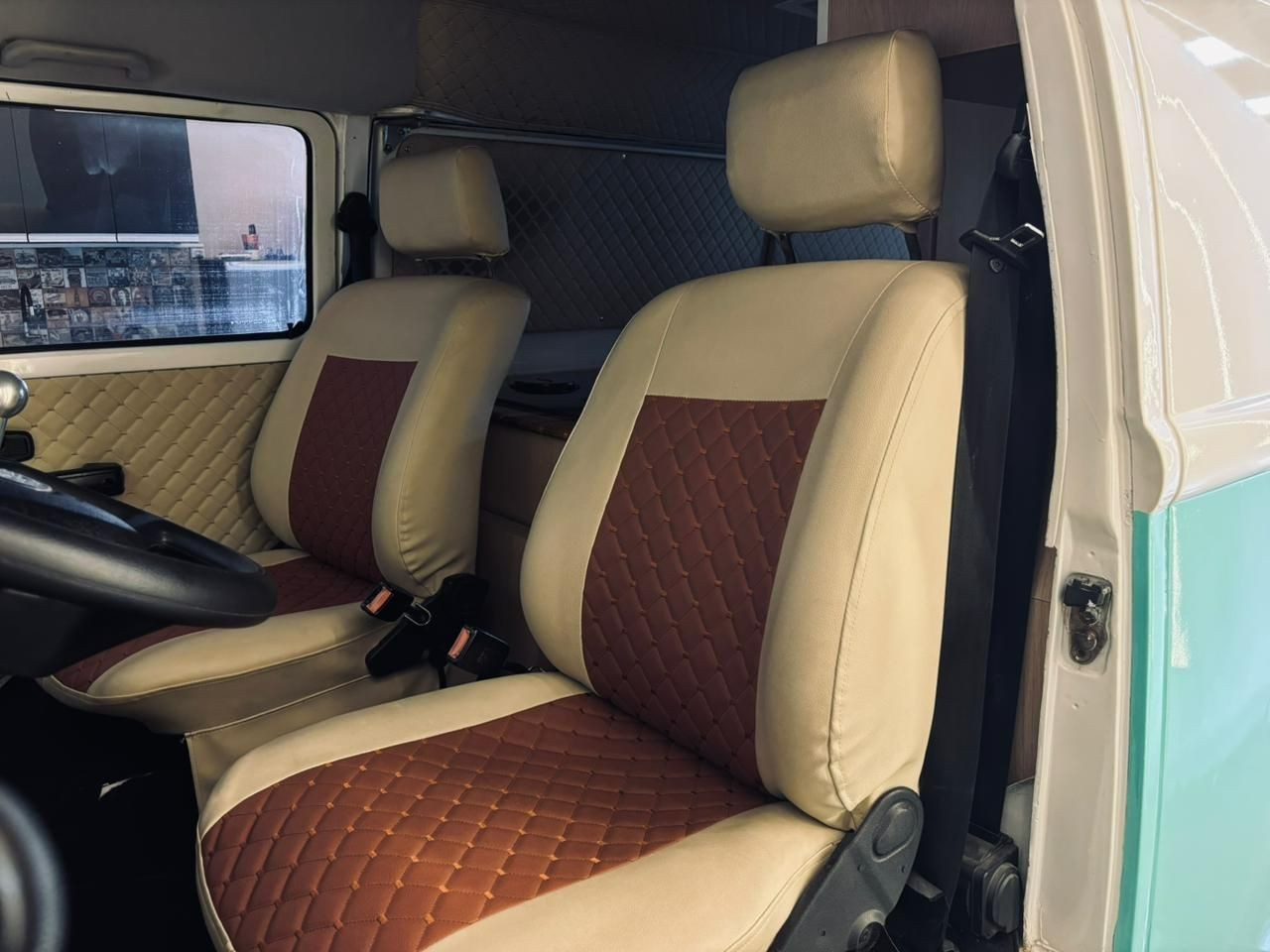 VOLKSWAGEN KOMBI