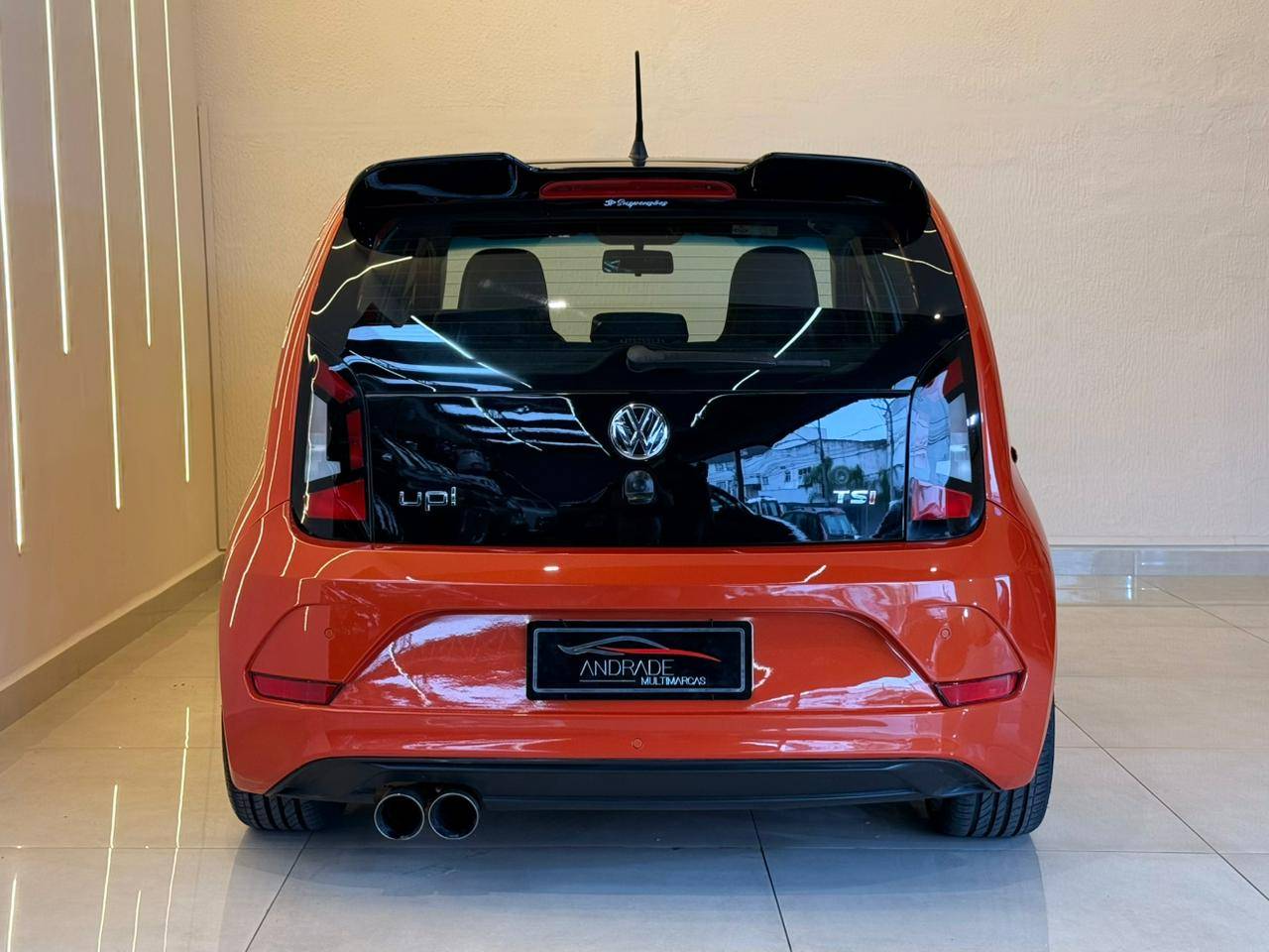 VOLKSWAGEN UP