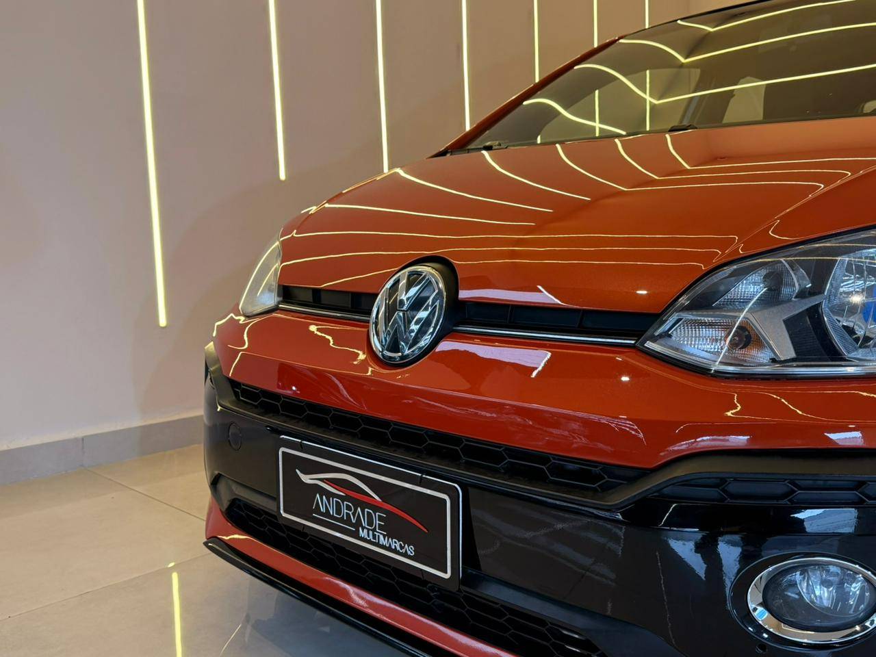 VOLKSWAGEN UP