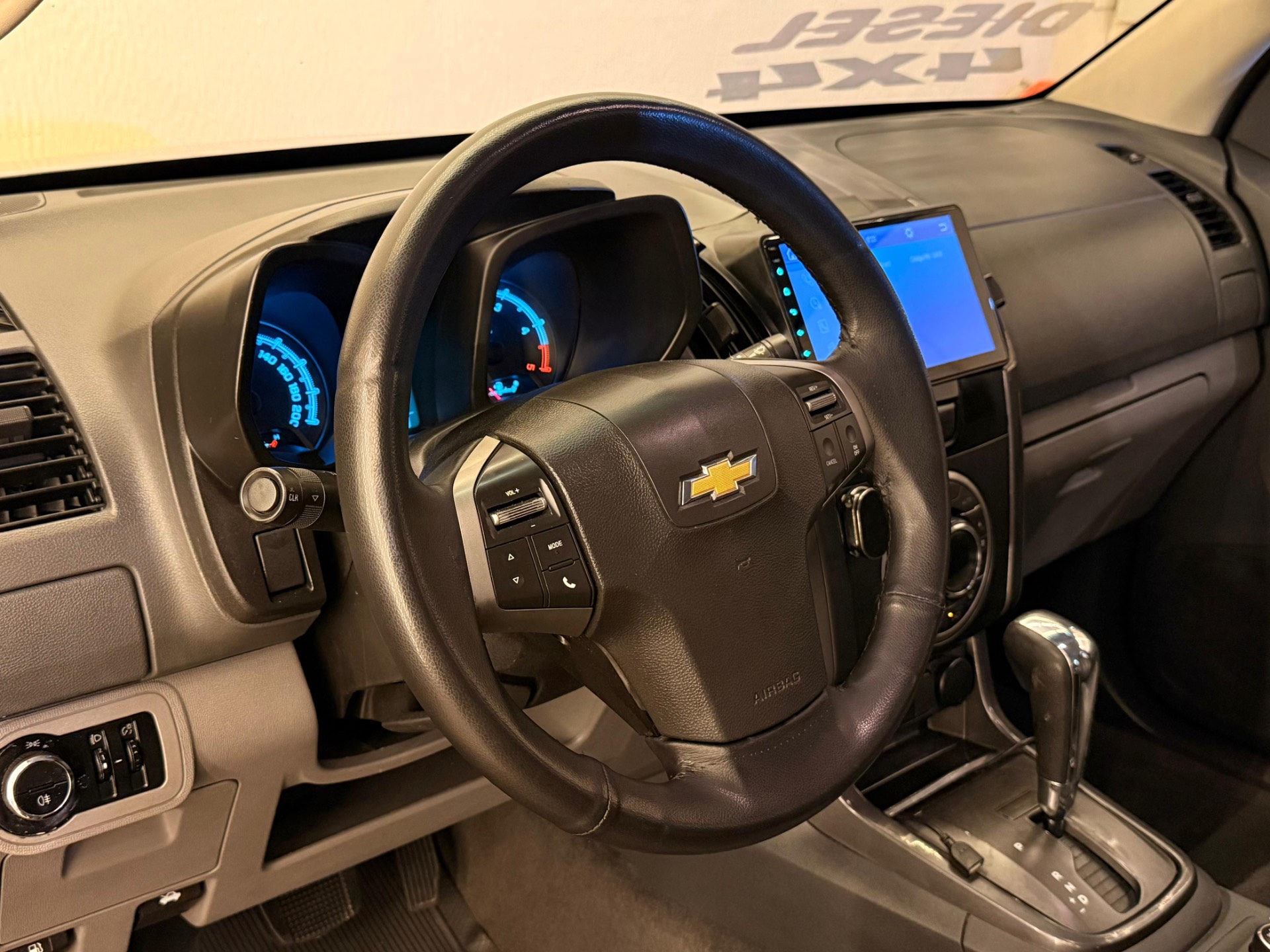 CHEVROLET S10