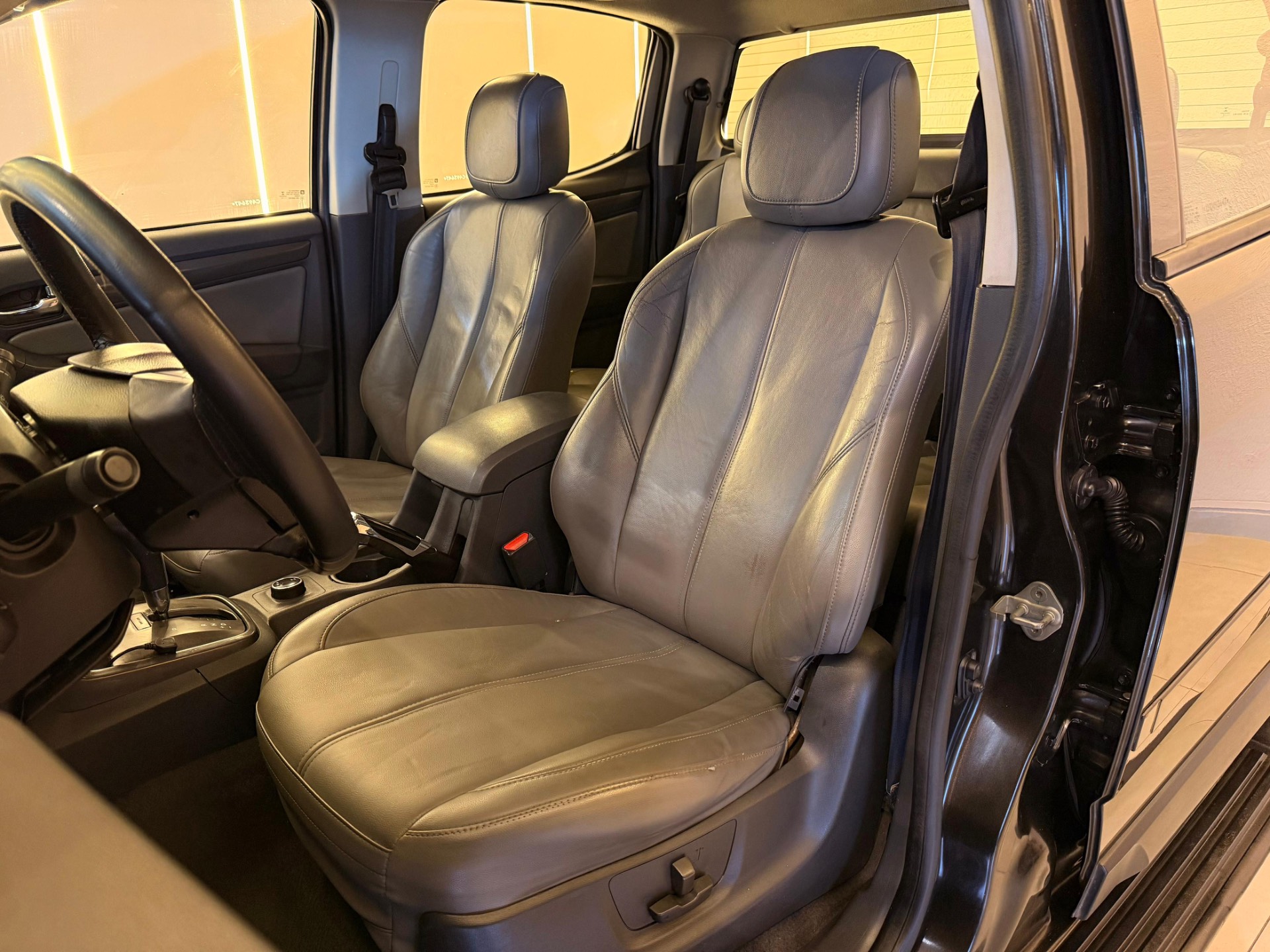 CHEVROLET S10