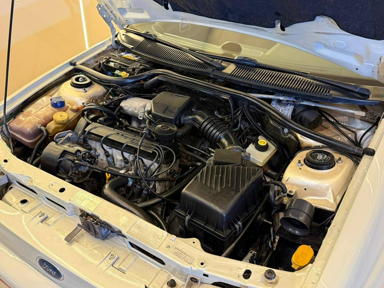 FORD ESCORT