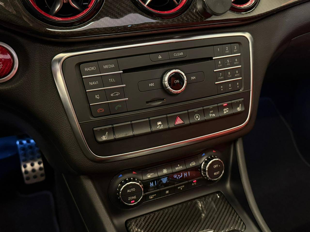 MERCEDES-BENZ GLA 45 AMG