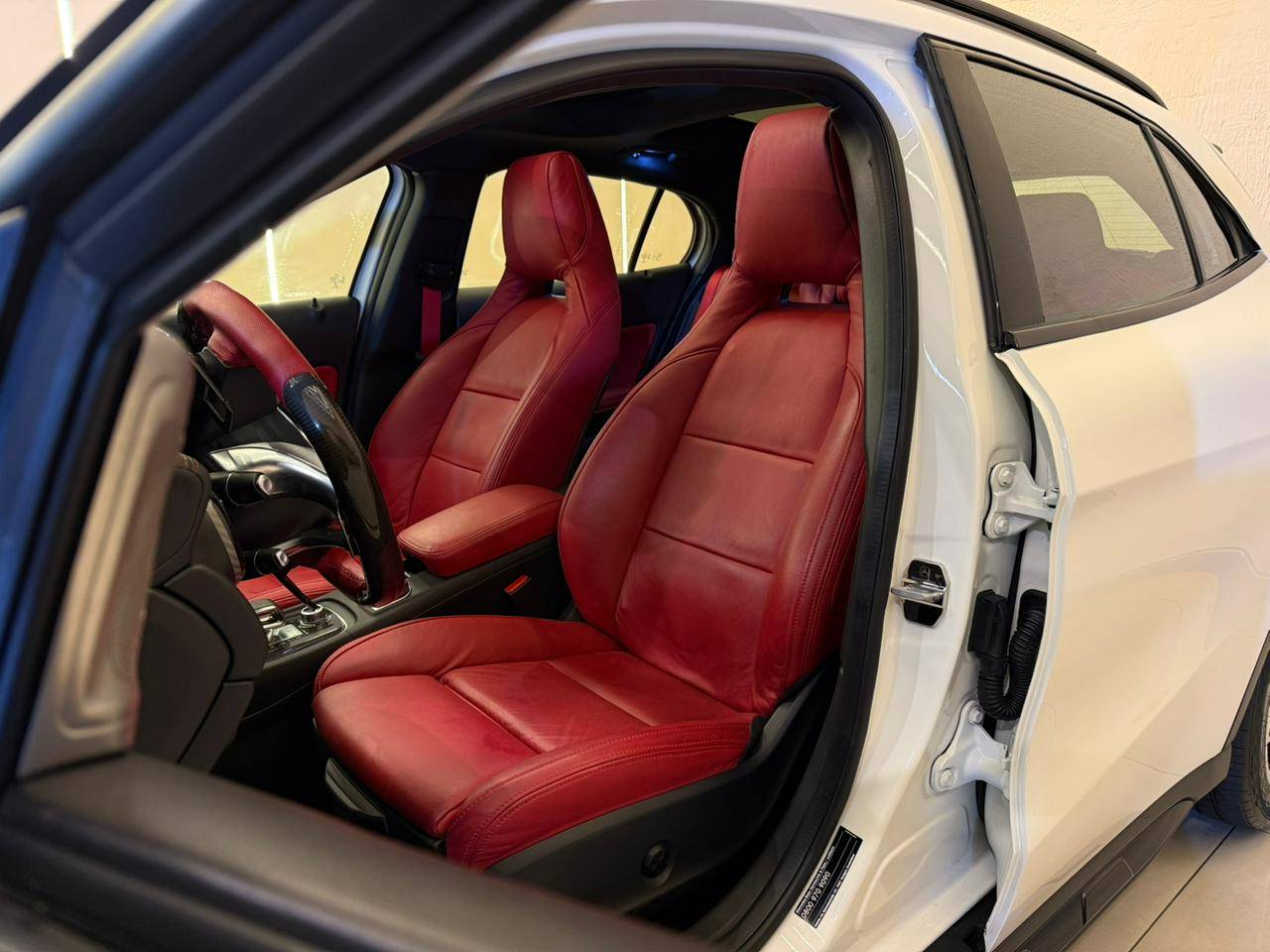 MERCEDES-BENZ GLA 45 AMG