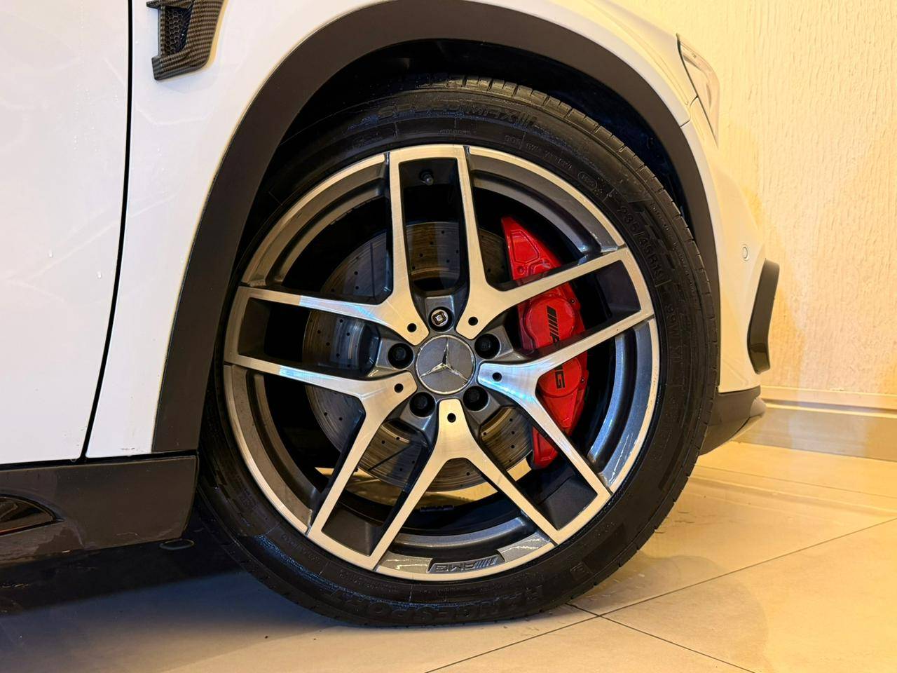 MERCEDES-BENZ GLA 45 AMG