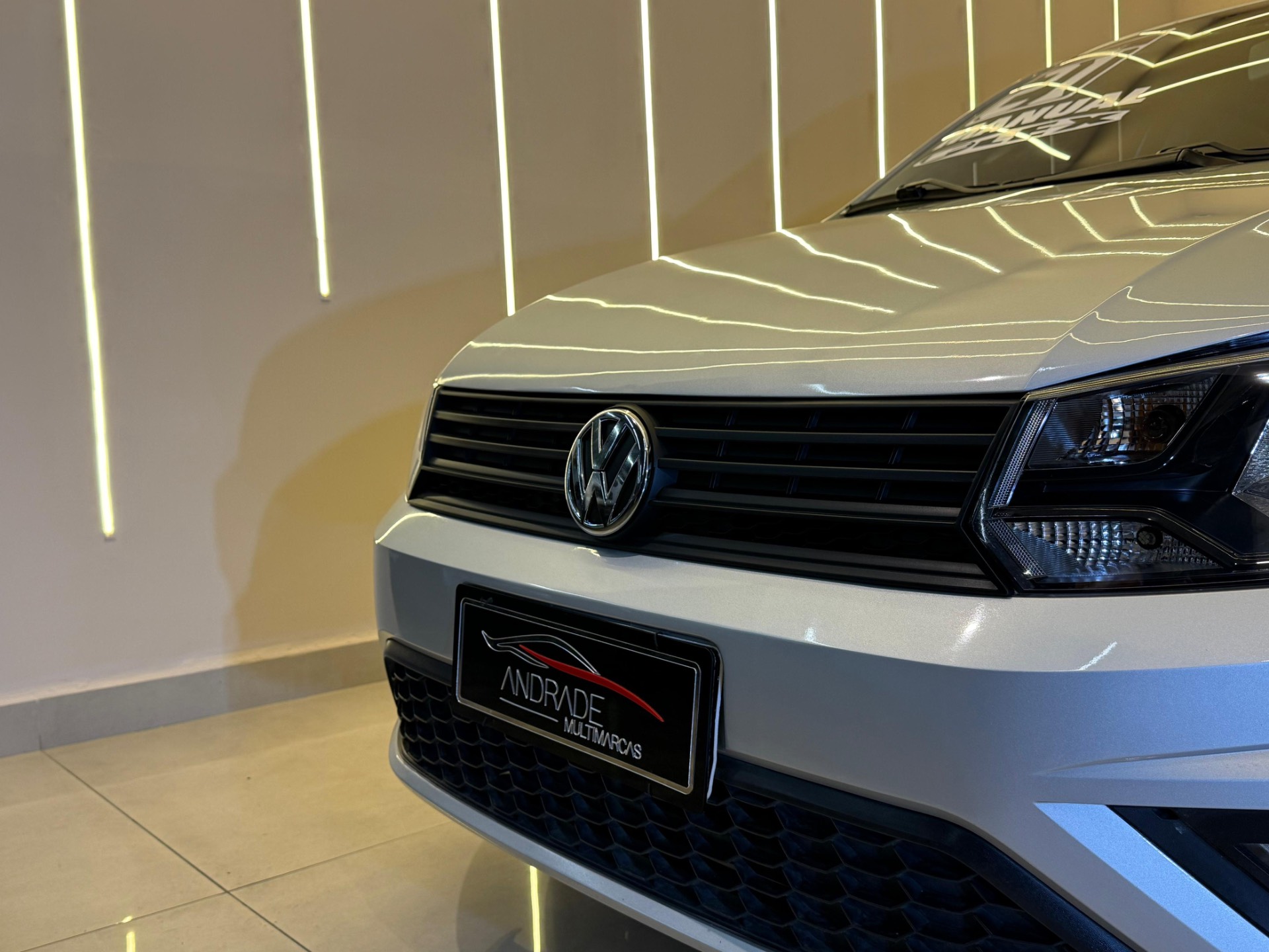 VOLKSWAGEN VOYAGE