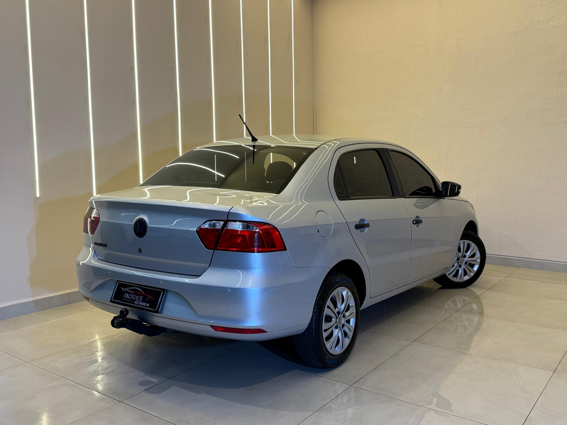 VOLKSWAGEN VOYAGE