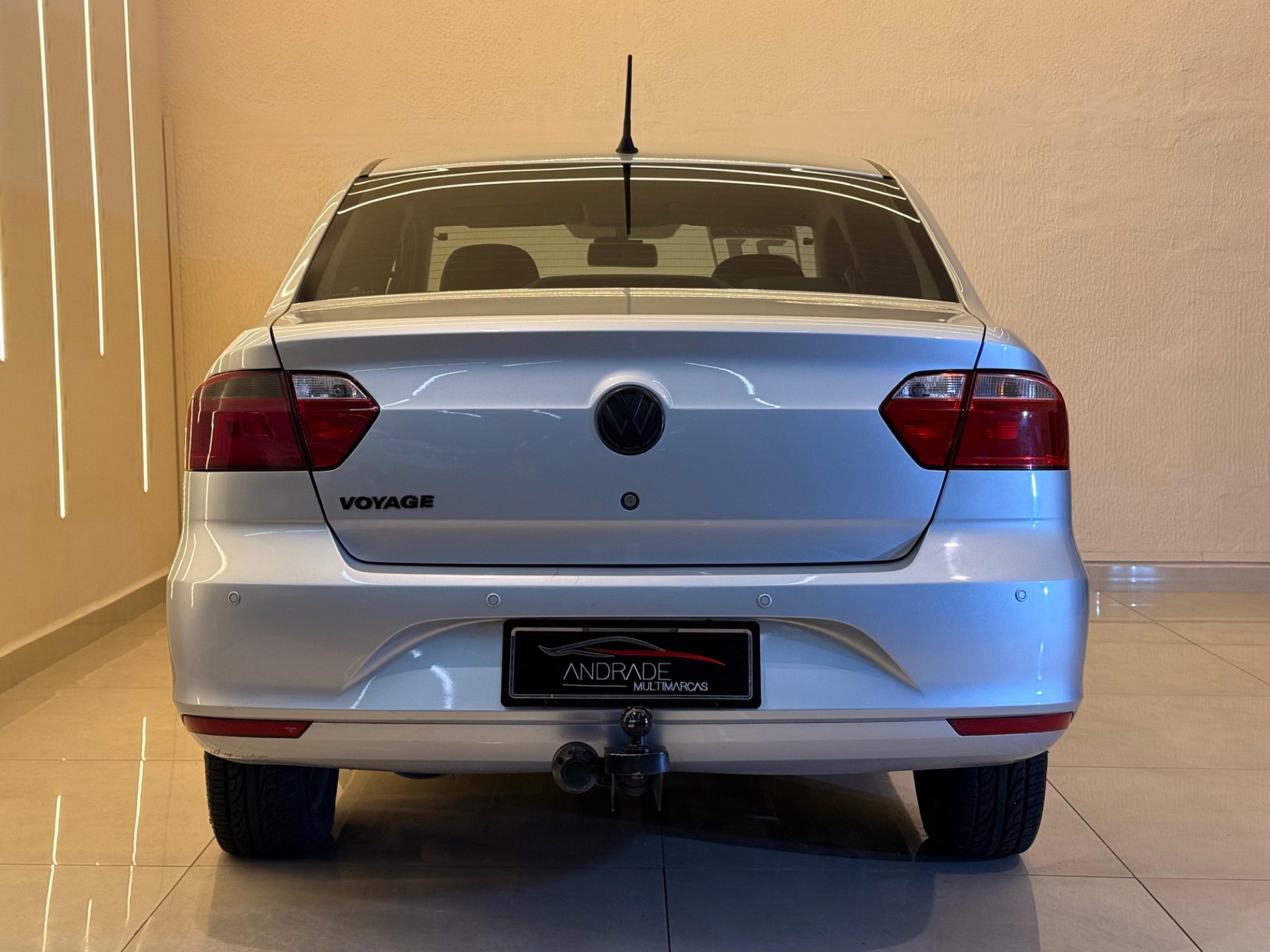 VOLKSWAGEN VOYAGE