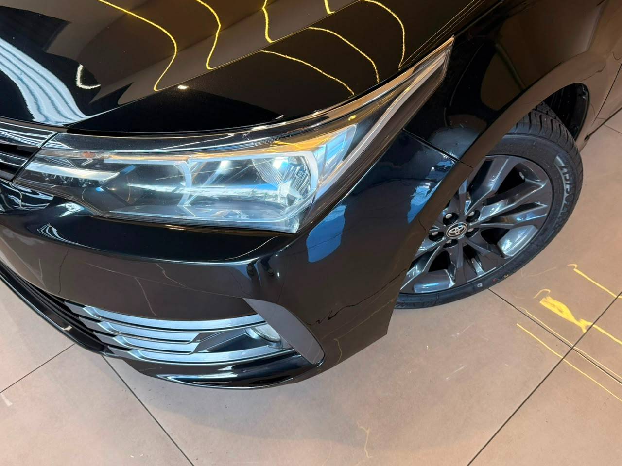 TOYOTA COROLLA