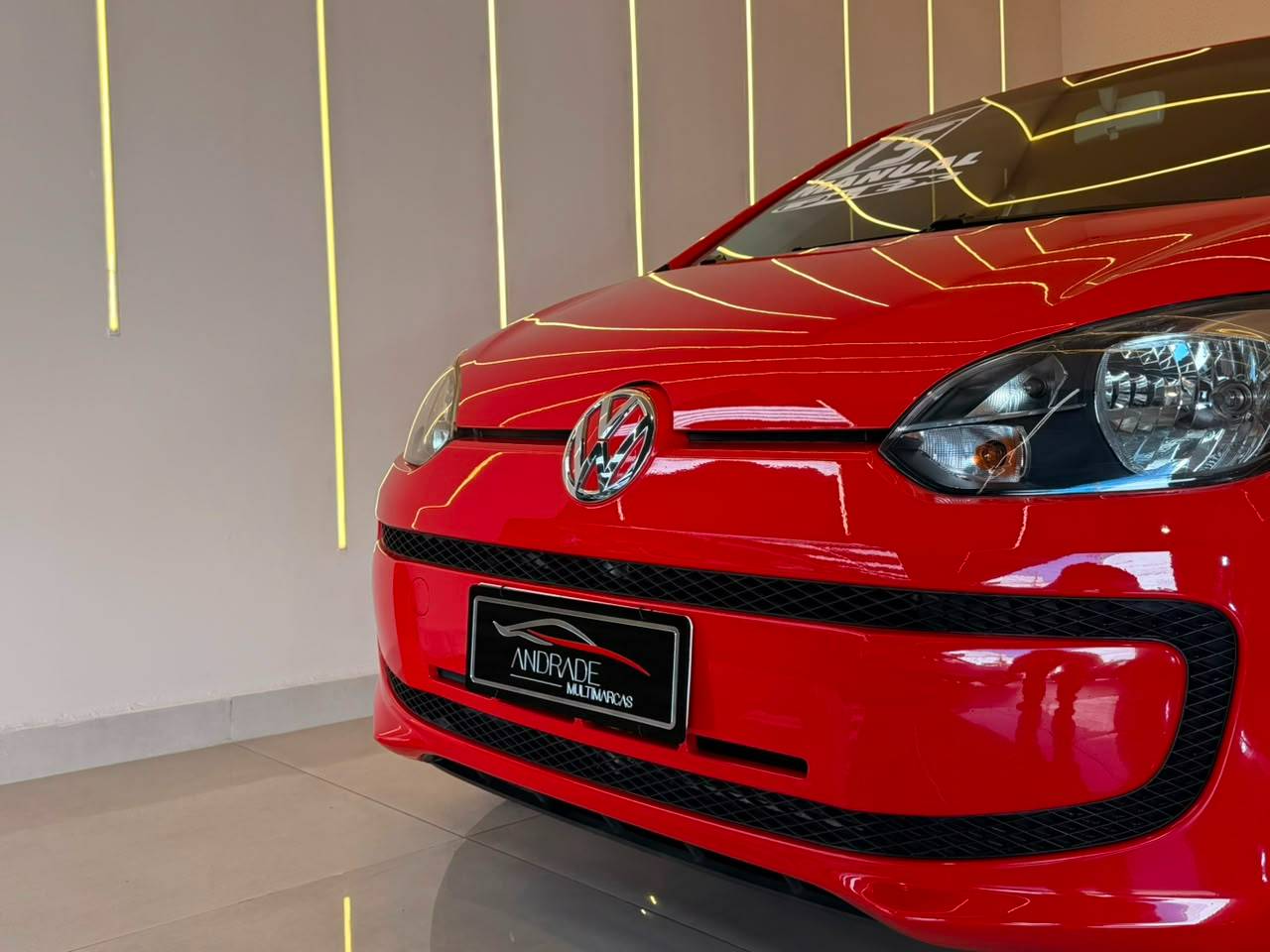 VOLKSWAGEN UP