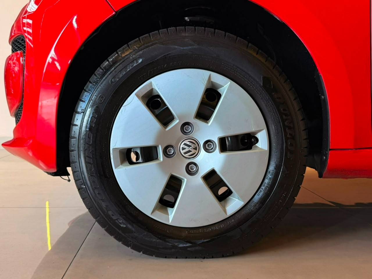 VOLKSWAGEN UP