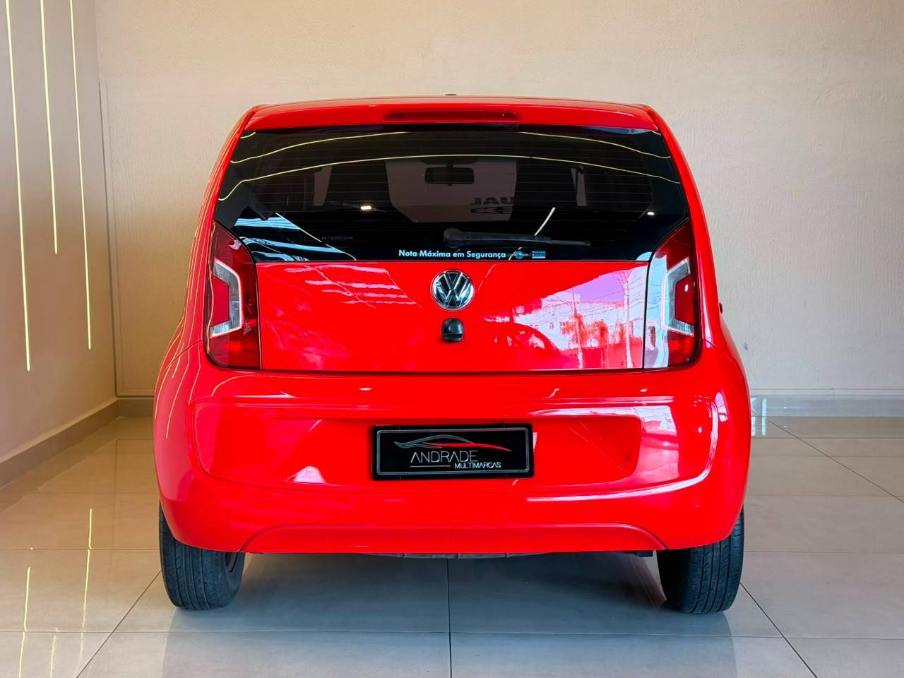 VOLKSWAGEN UP