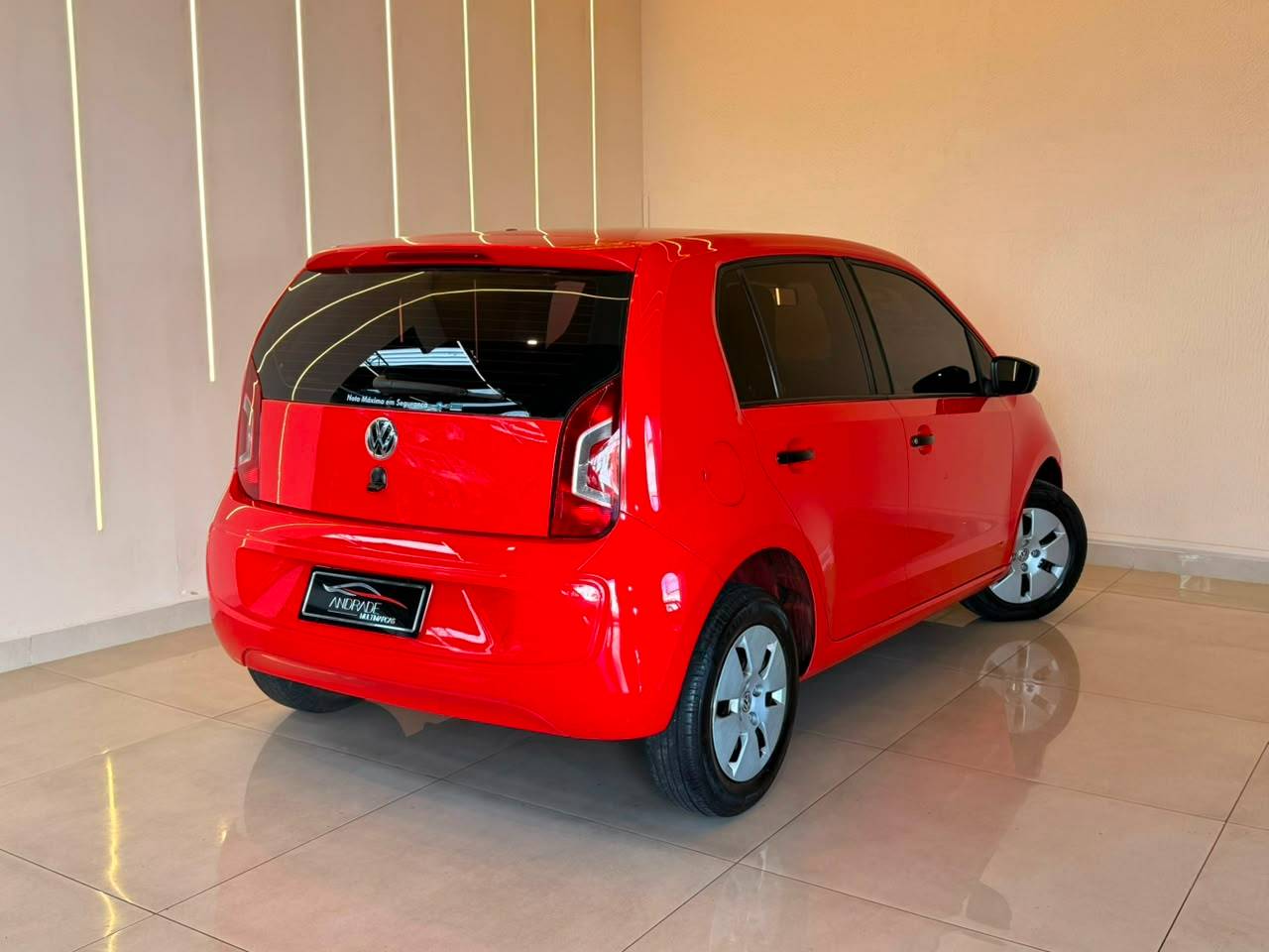 VOLKSWAGEN UP