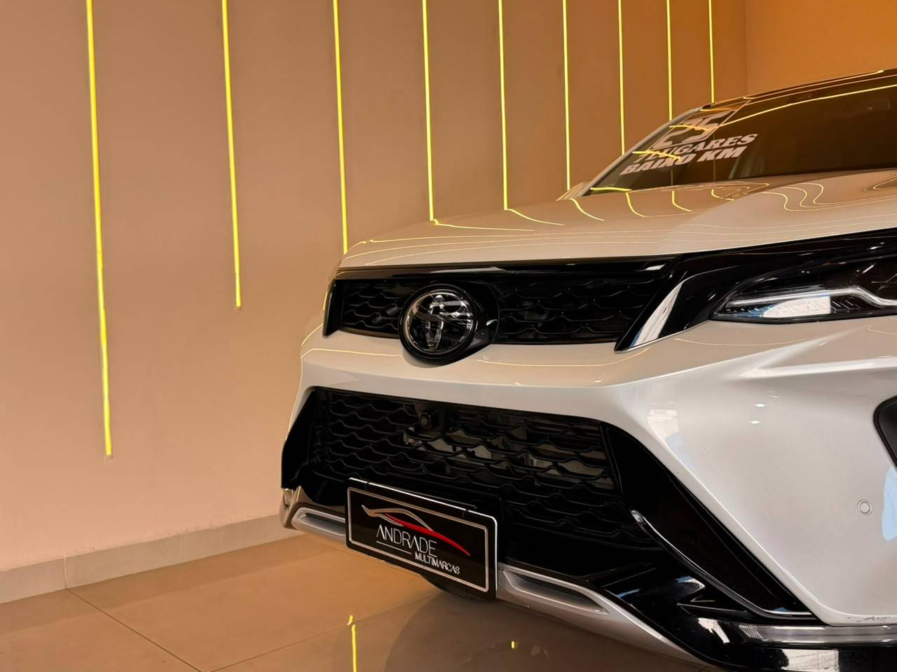 TOYOTA HILUX SW4