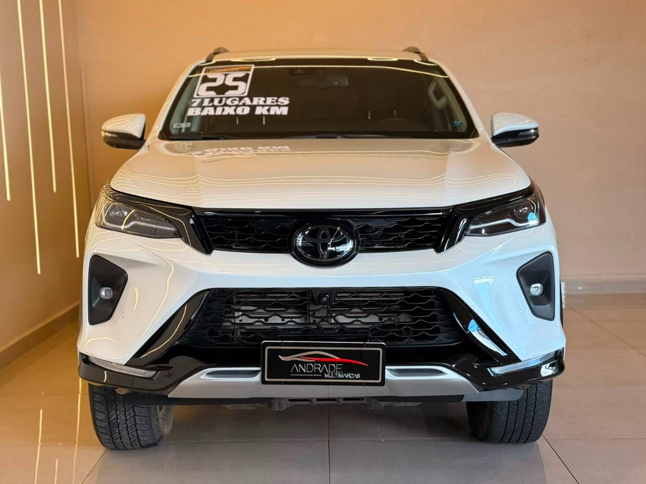 TOYOTA HILUX SW4