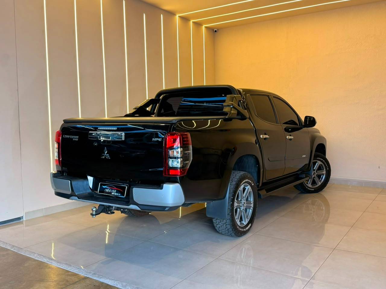 MITSUBISHI L200 TRITON
