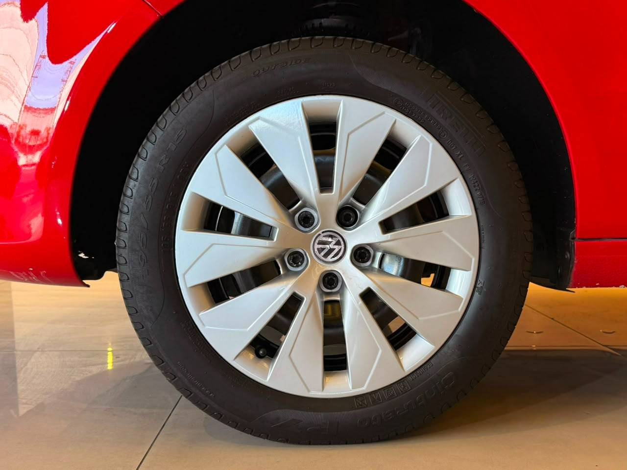 VOLKSWAGEN FOX