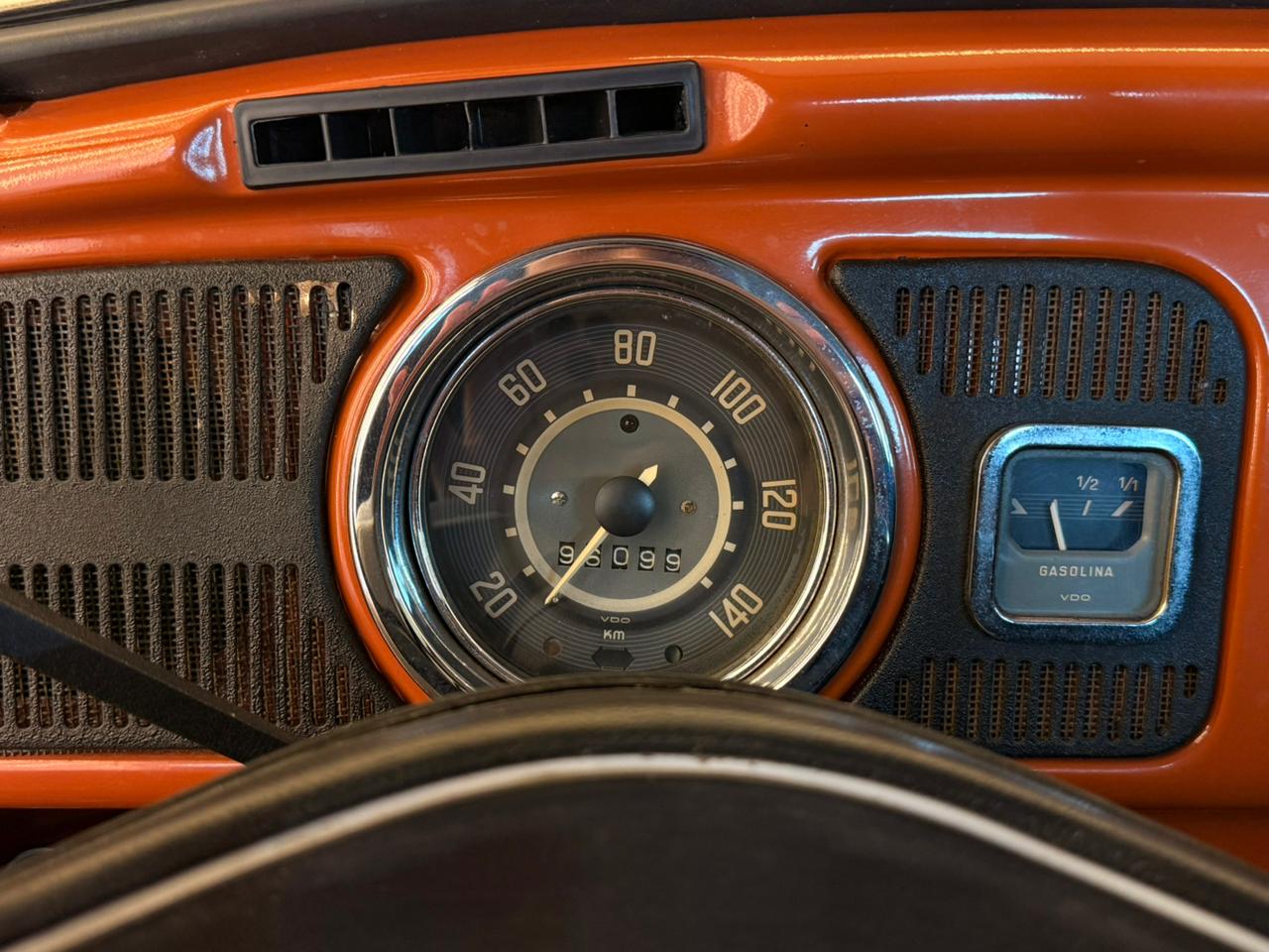 VOLKSWAGEN FUSCA