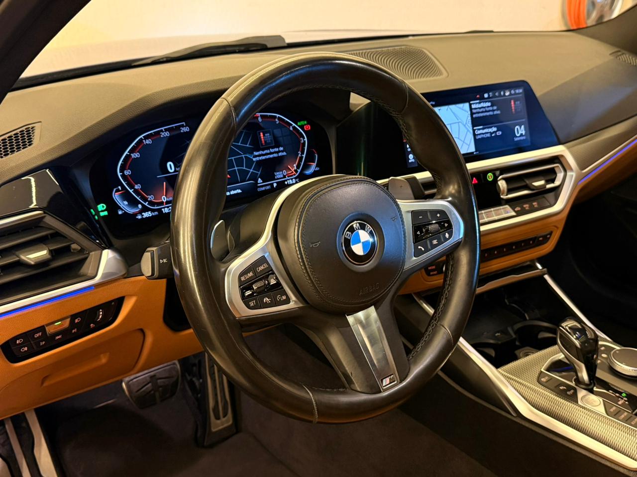 BMW 320i