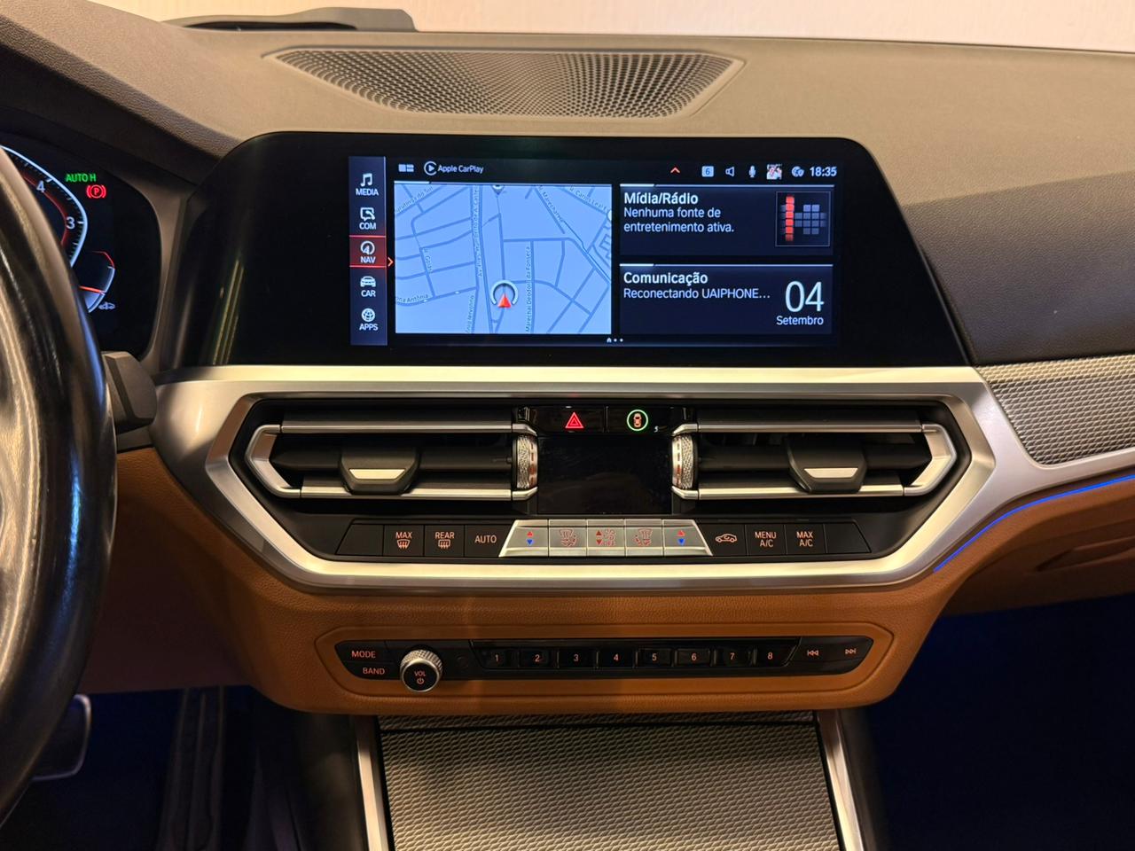 BMW 320i