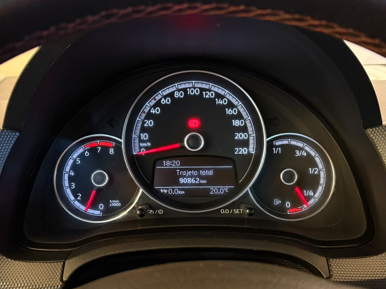 VOLKSWAGEN UP