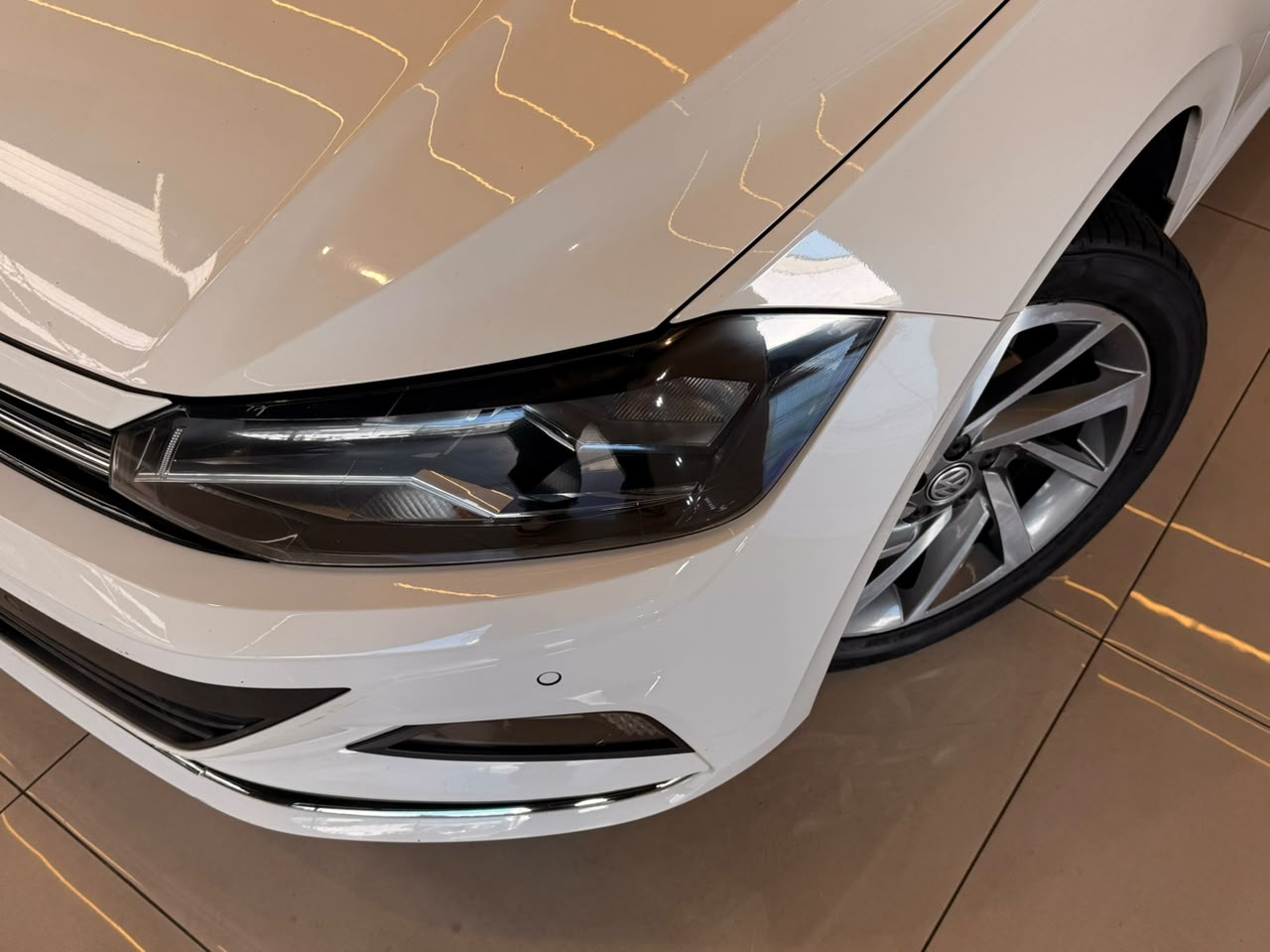 VOLKSWAGEN VIRTUS