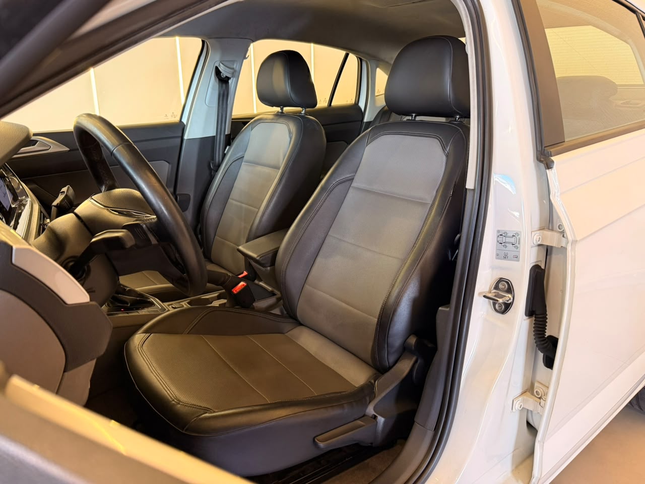 VOLKSWAGEN VIRTUS