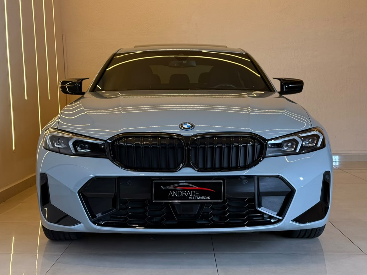 BMW 330e