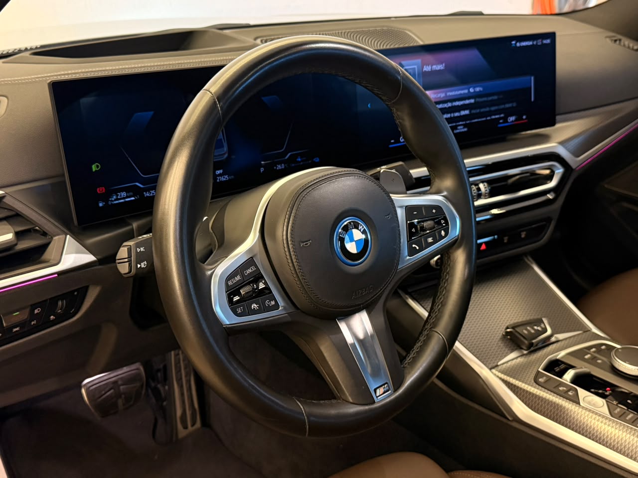 BMW 330e