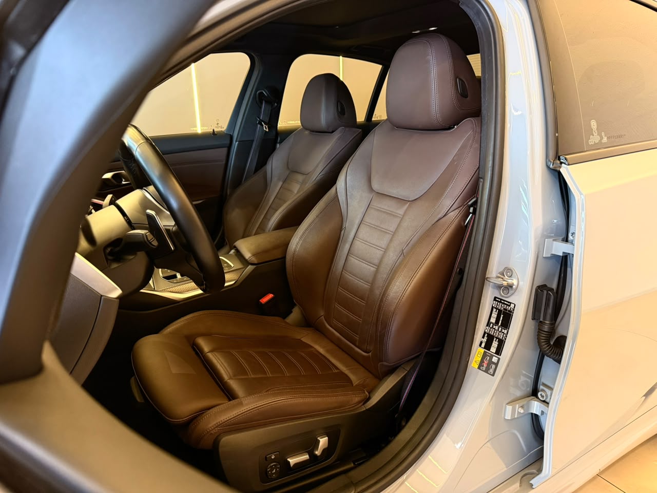 BMW 330e
