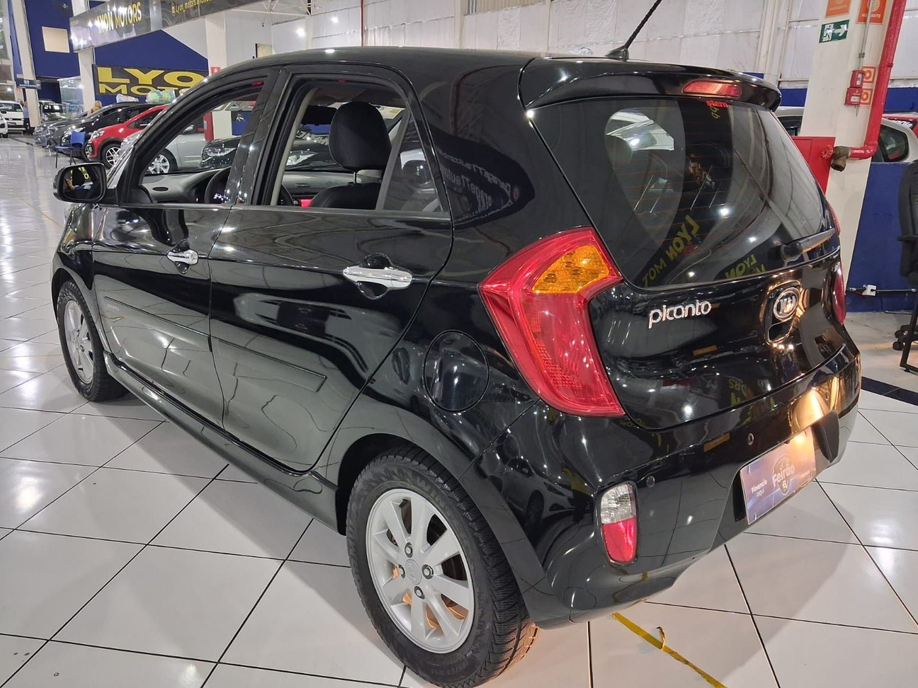 Car Image 4