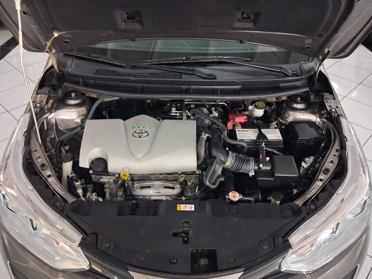 Car Image 15