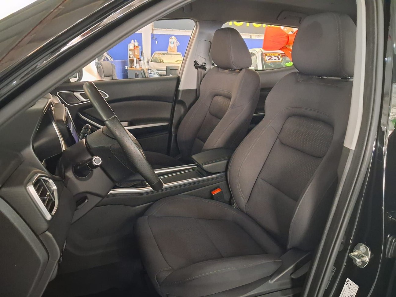 Car Image 11