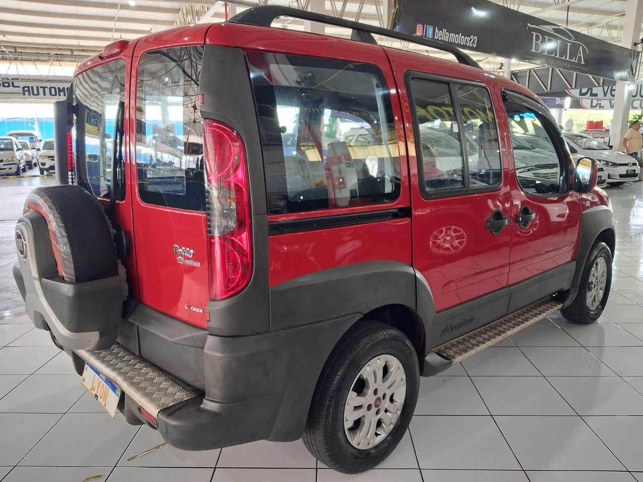 FIAT DOBLO 1.8 MPI ADVENTURE LOCKER 8V