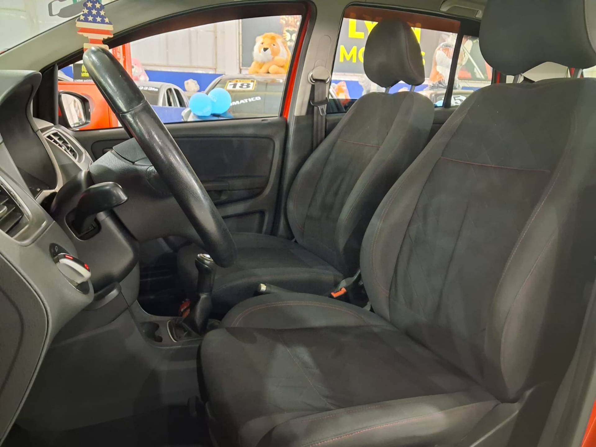 VOLKSWAGEN FOX