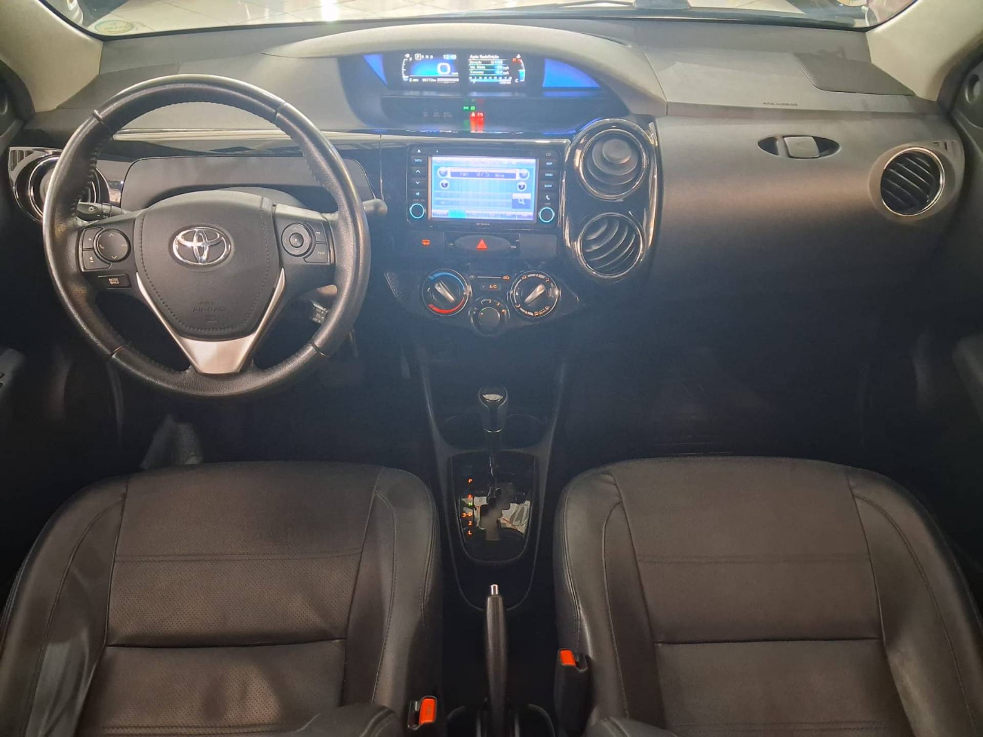 TOYOTA ETIOS