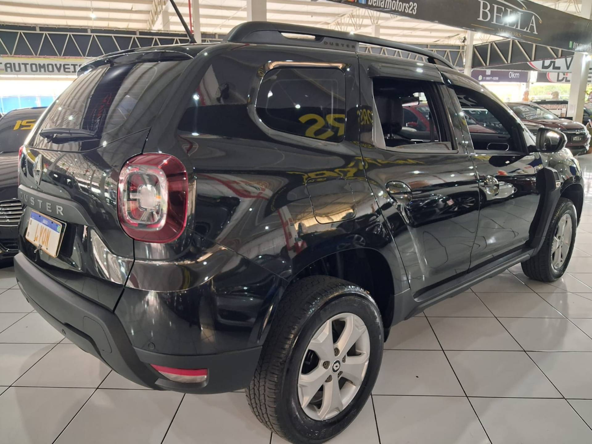 RENAULT DUSTER