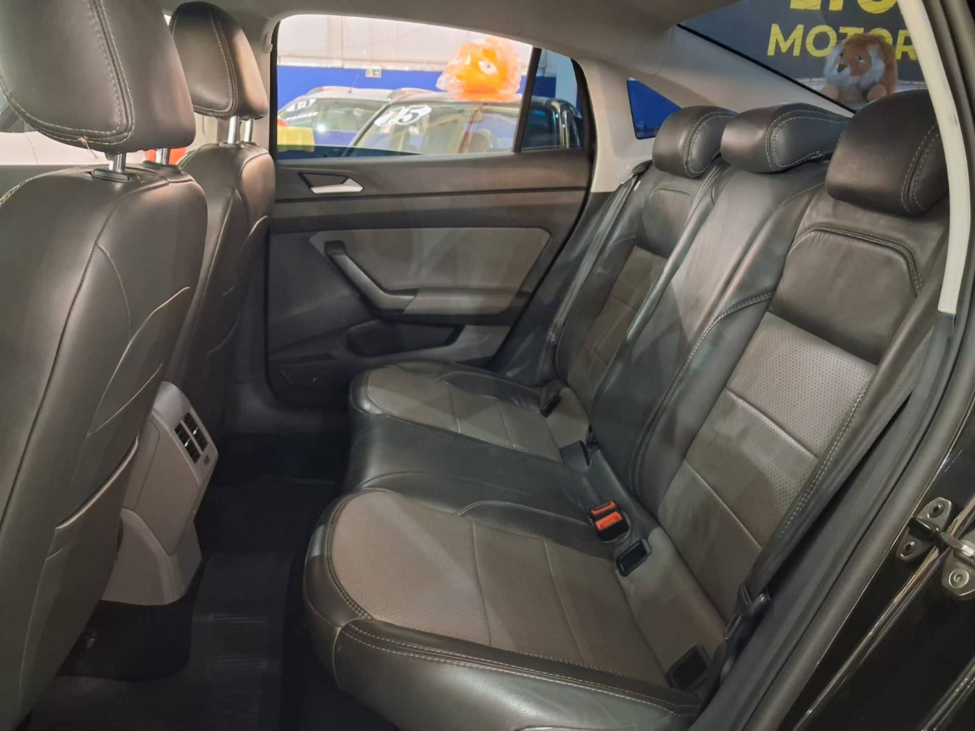 VOLKSWAGEN VIRTUS
