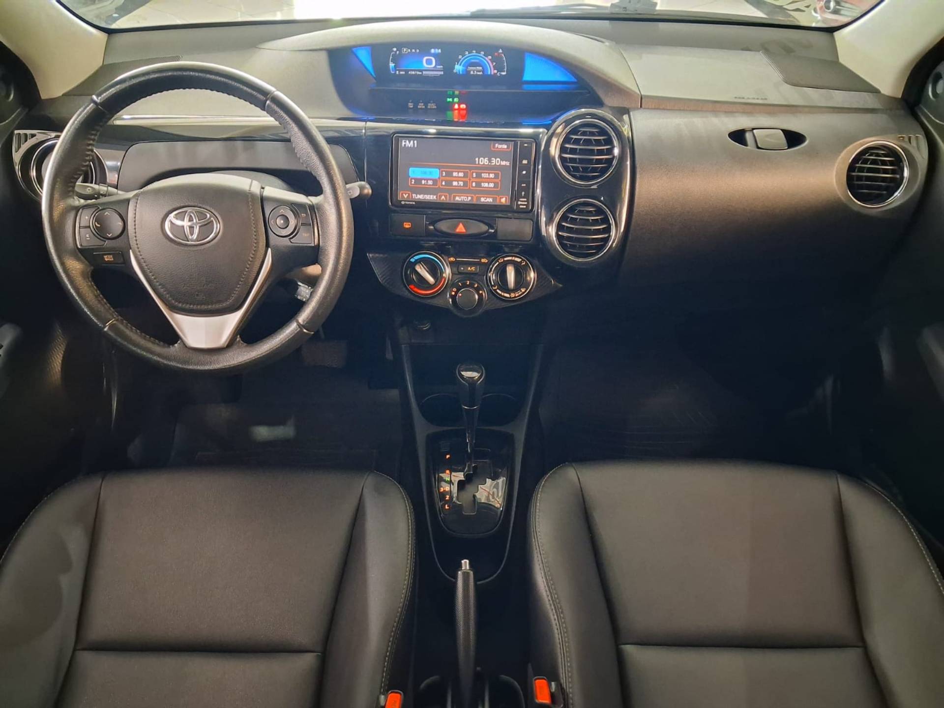 TOYOTA ETIOS