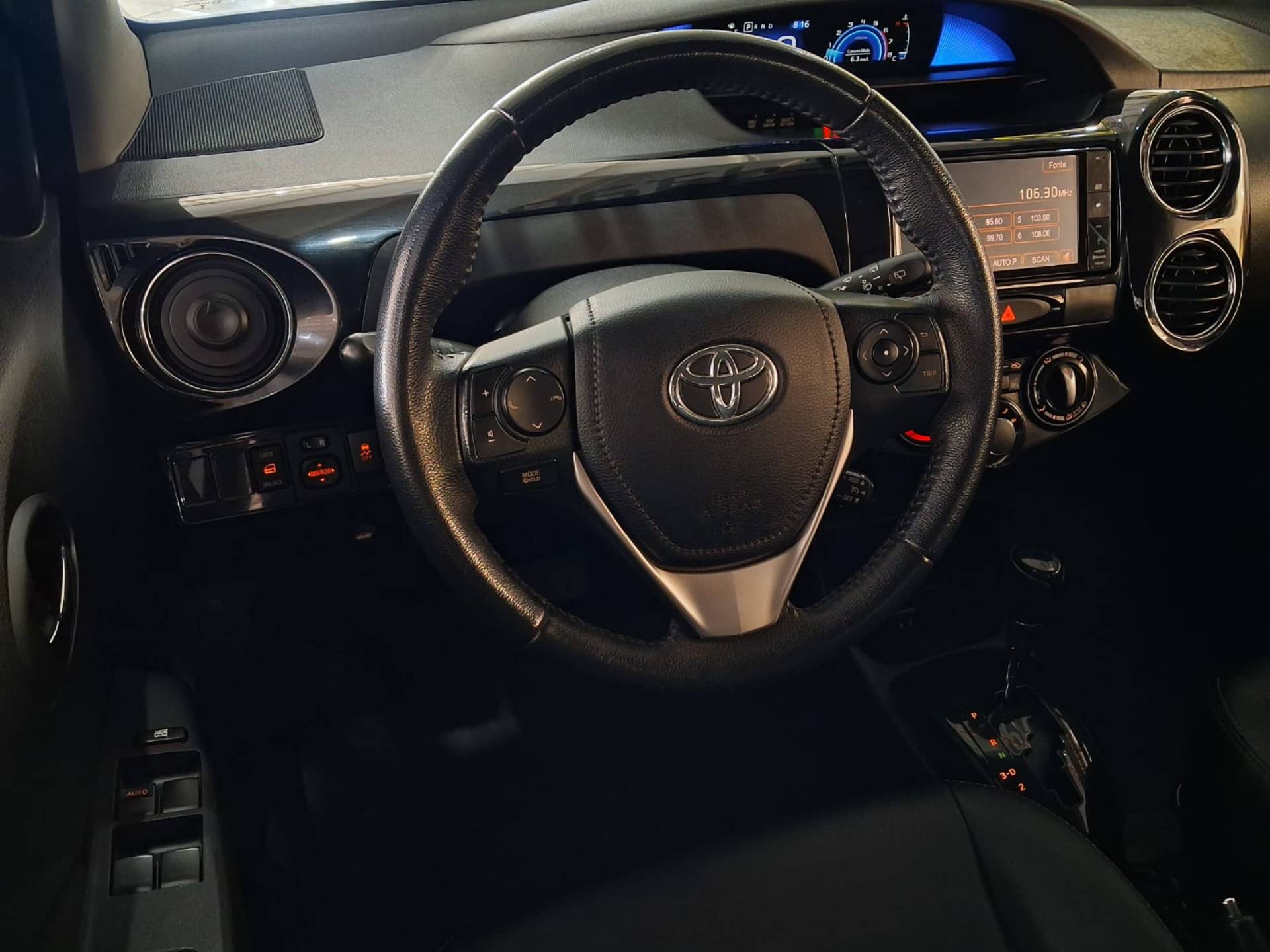 TOYOTA ETIOS